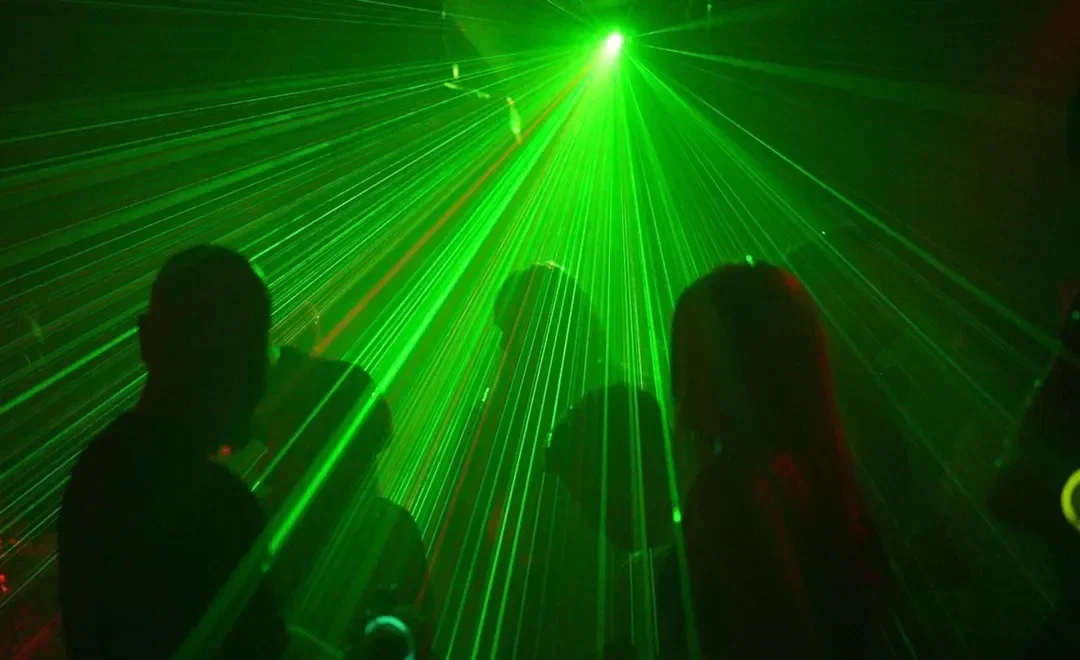 photo @dvaosamklub Instagram