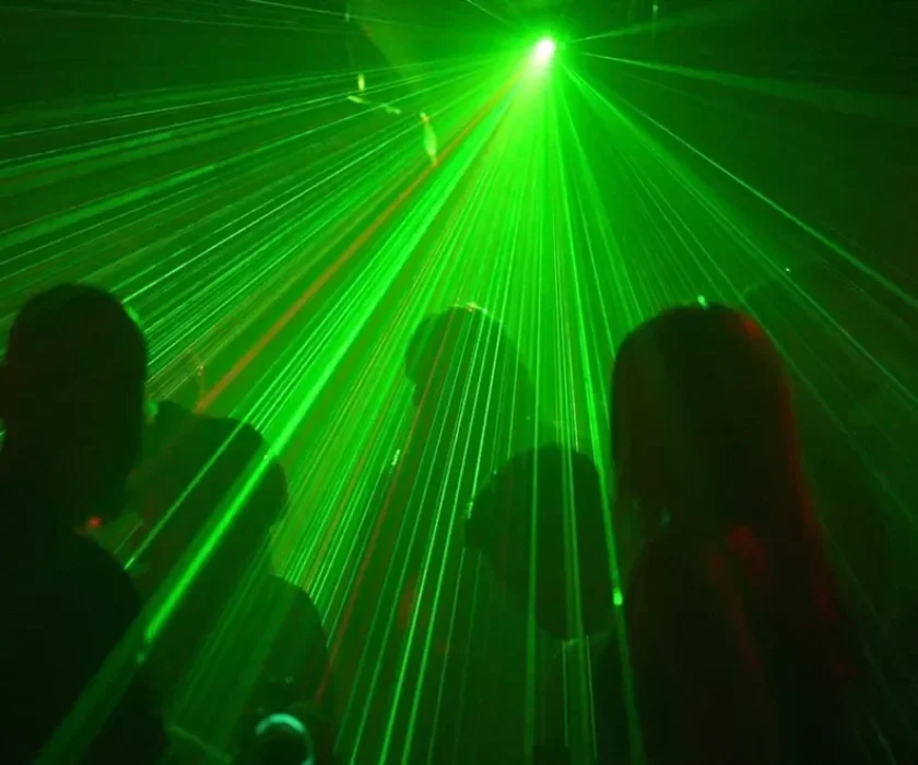 photo @dvaosamklub Instagram