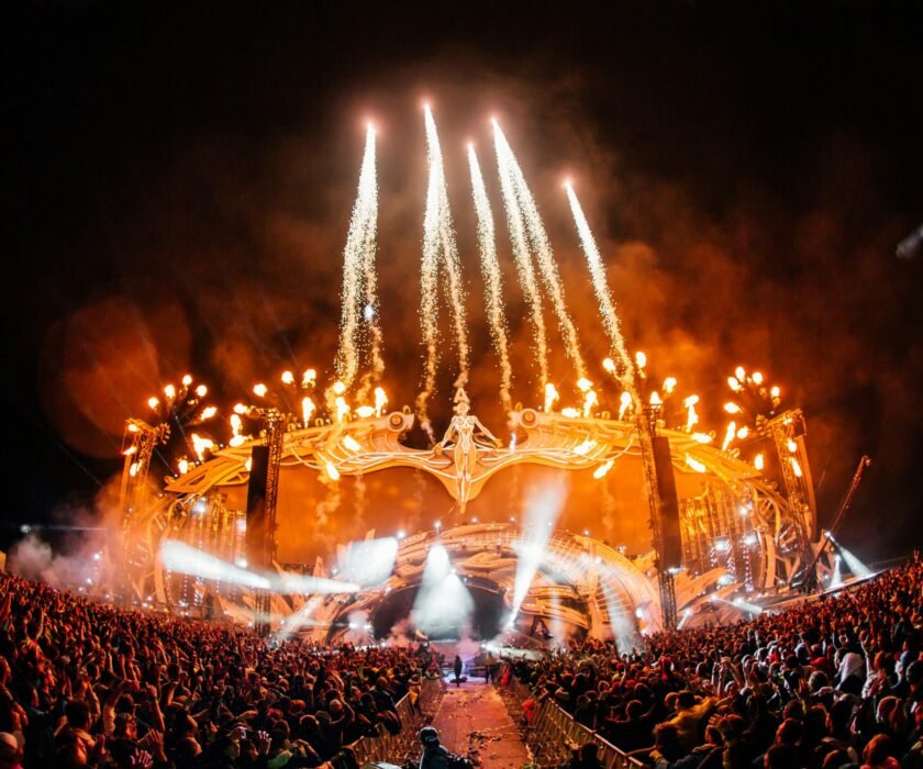 jessey-bijl-5Rt5KhbUp5g-unsplash