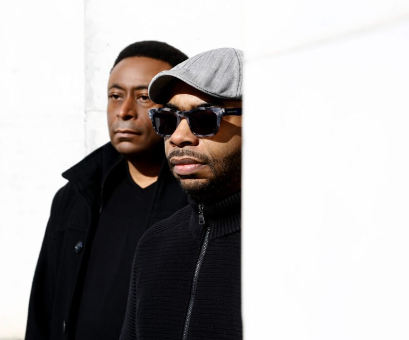 OO-43 by Marie Staggat