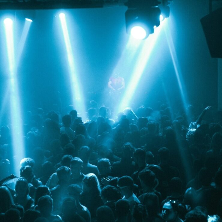 laszlo-barta-xoUfiv_uC1I-unsplash