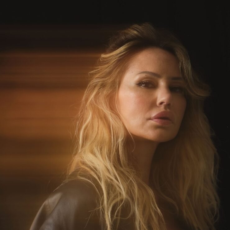 deborah-de-luca-cover