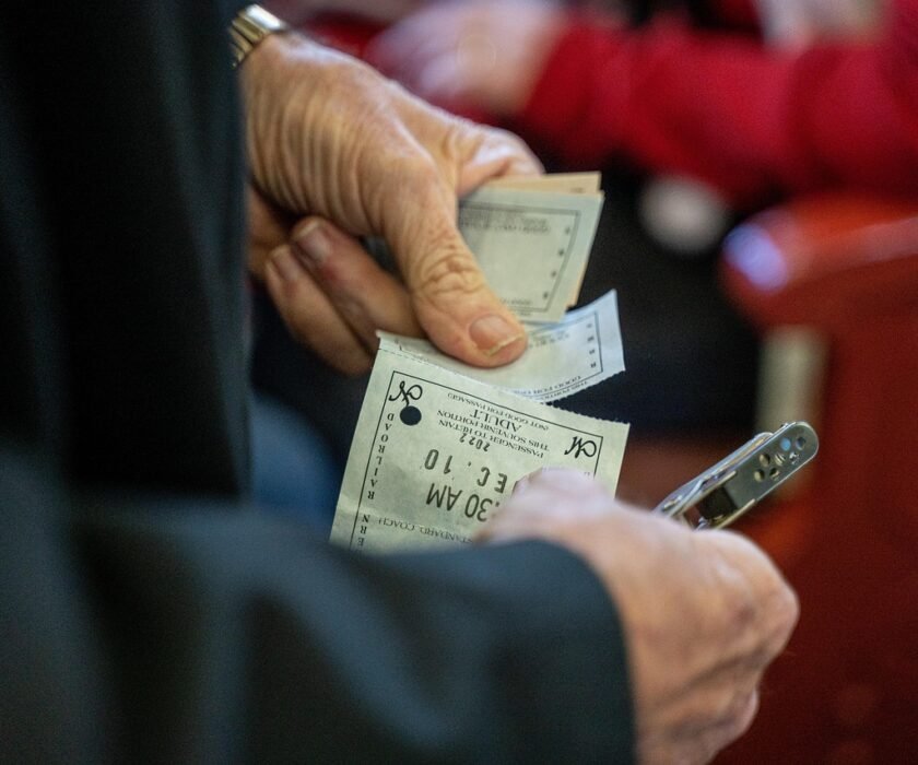 jatocreate-train-ticket-7744563_1280