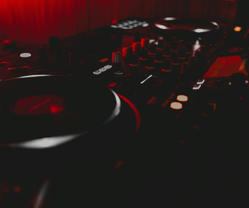 panagiotis-falcos-0MtG8U7eYfo-unsplash