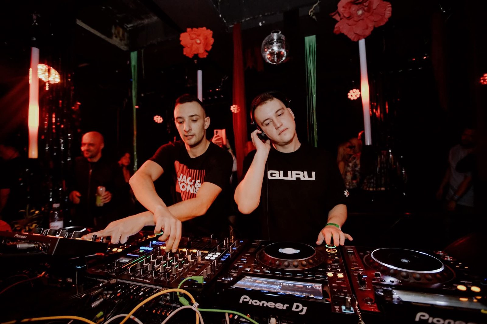 Bose B2B Steel_Photo Shooting Like Pablo