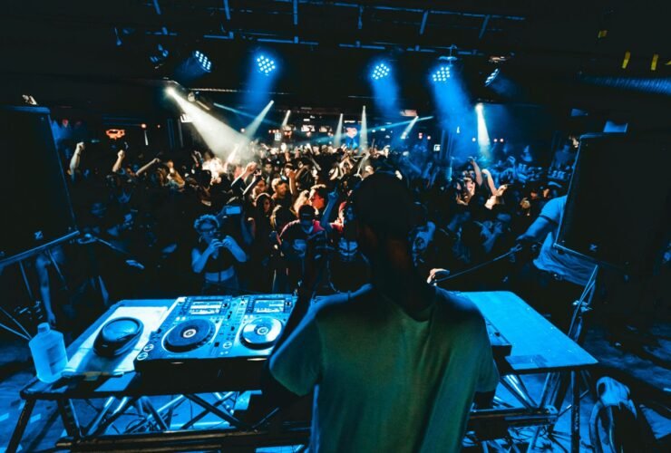 redd-francisco-viW03nMV670-unsplash