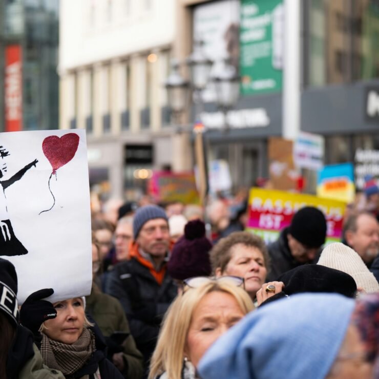 mika-baumeister-8VQ9rRSVXC0-unsplash