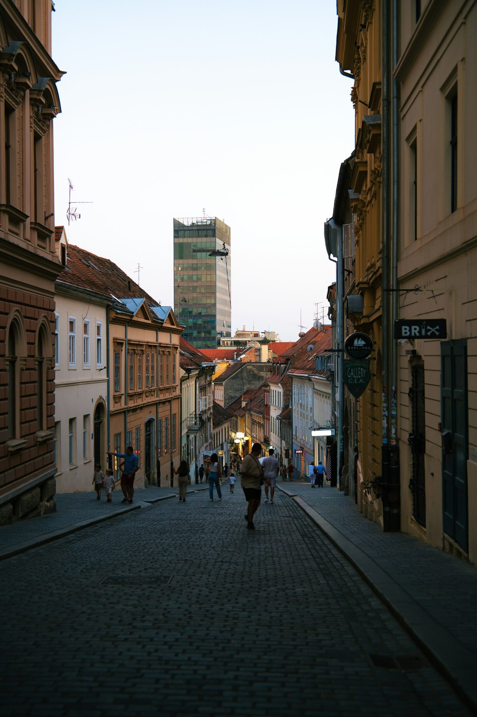 odalv-gD5aFJQdUaQ-unsplash