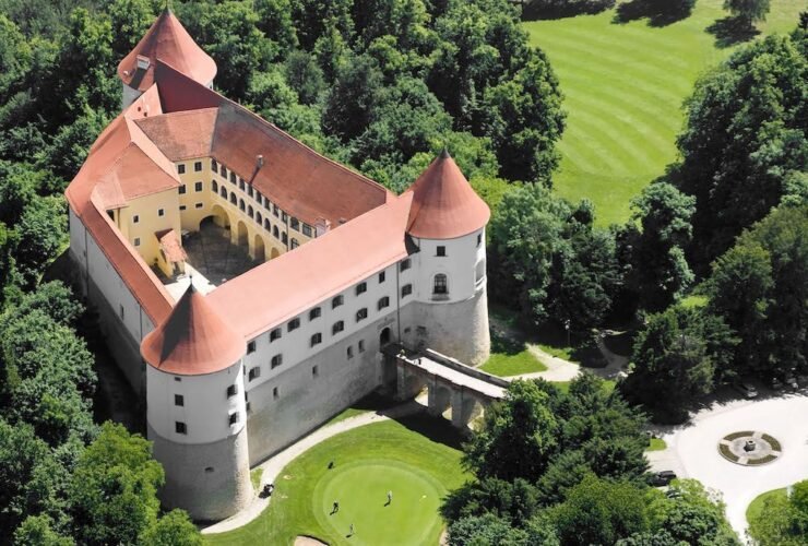 Mokrice Castle 30