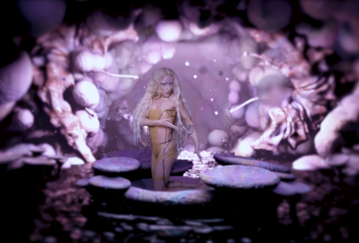 Mami Voguer Still 1